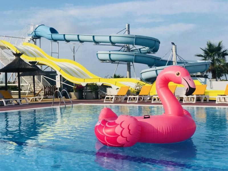 Camping Officiel Siblu Le Lac Des Reves 拉特斯 外观 照片