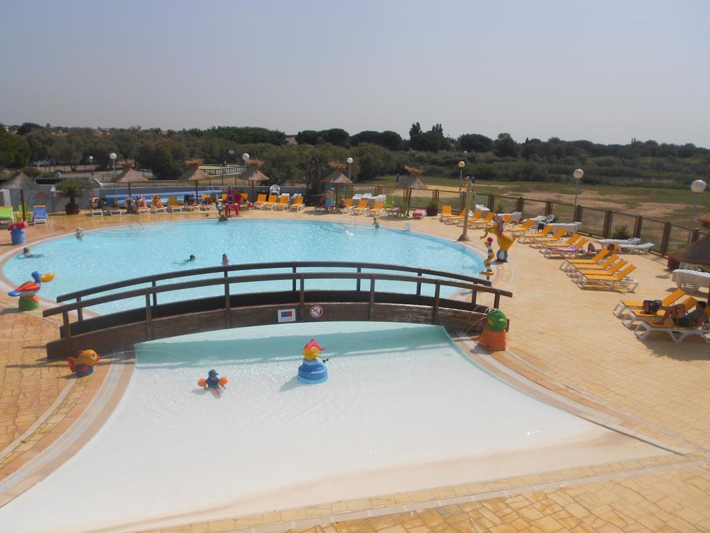 Camping Officiel Siblu Le Lac Des Reves 拉特斯 外观 照片