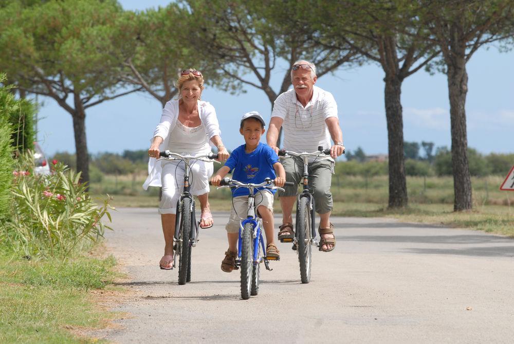 Camping Officiel Siblu Le Lac Des Reves 拉特斯 外观 照片